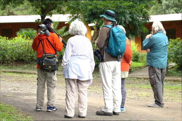 people on the tour